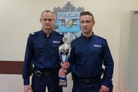 Patrol Roku 2015 ze zdobytym pucharem