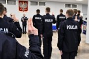 policjanci składają rotę ślubowania