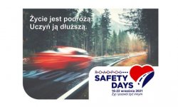 plakat przedstawiający auto na jezdni