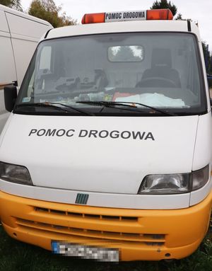 Pojazd pomoc drogowa.