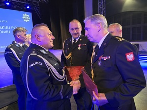 bytomski Komendant odbiera życzenia